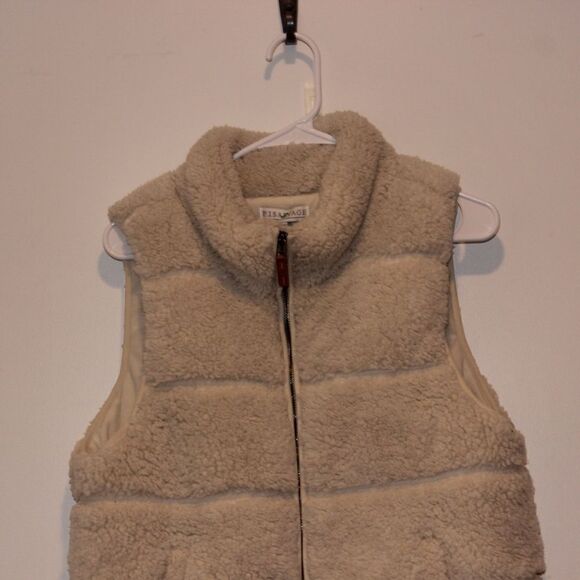 P.J.SALVAGE Ivory Cozy Cuddlers Vest  Women Size Medium - Picture 3 of 8